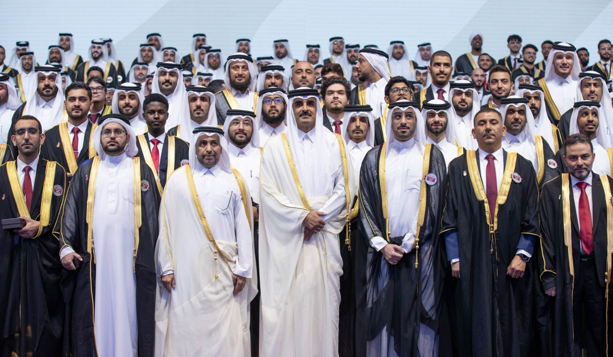 Amir patronises Qatar University graduation ceremony